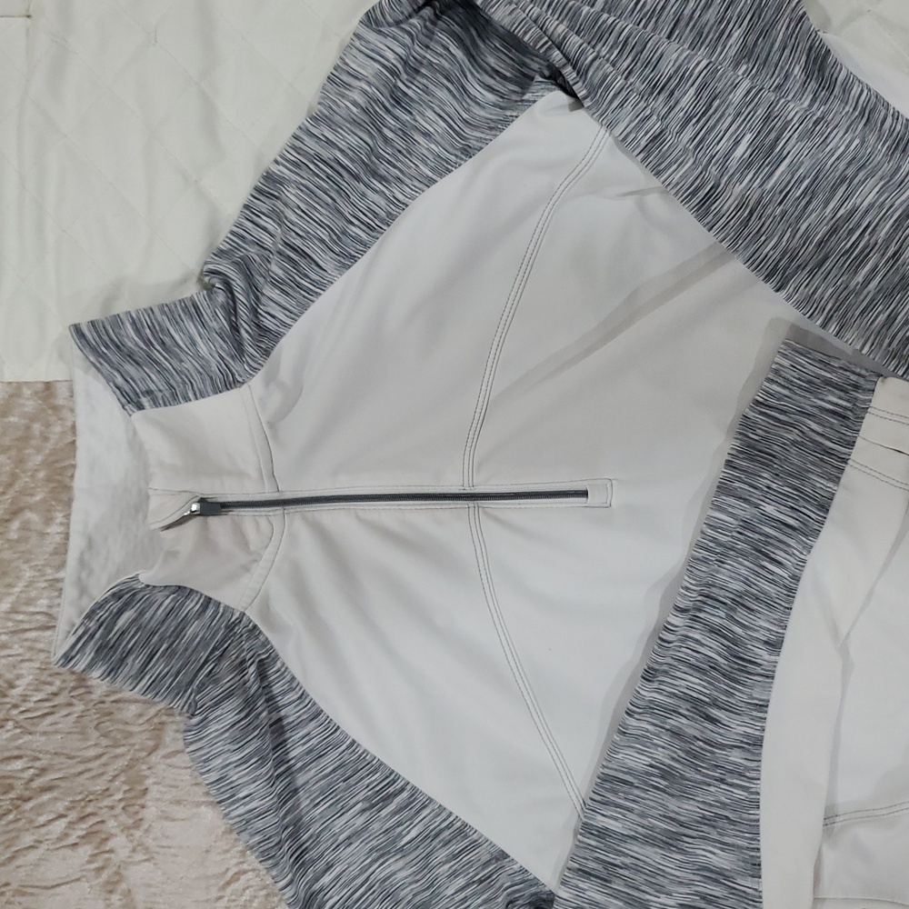 Danskin sport top Size L/G Half-Zip Pullover